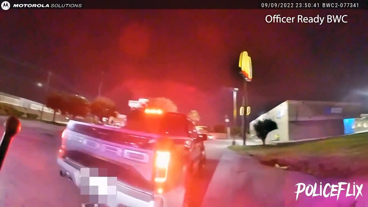 Body camera footage Houston police shoot 43-year-old suspect Manuel Elias-Torres
