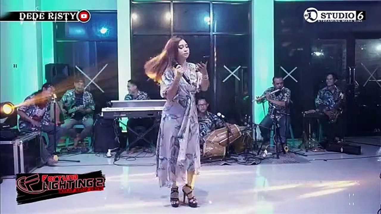 BEDA_KELAS_Voc_DEDE_RISTY__I_LIVE_MANGGUNG_ONLINE_''_DEDE_RISTY_''_GANJENE_PANTURA_I(360p)