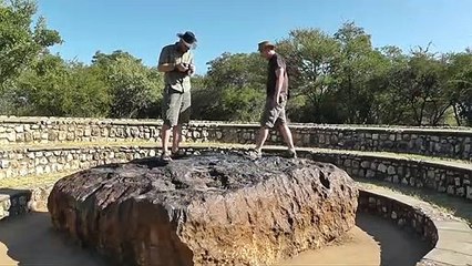 هل سمعت بنيزك روسيا الذي كاد أن يقضي على مدينة كاملة بثوان معدودة