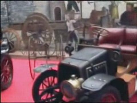 Visite du Musée Automobile de Reims Champagne.