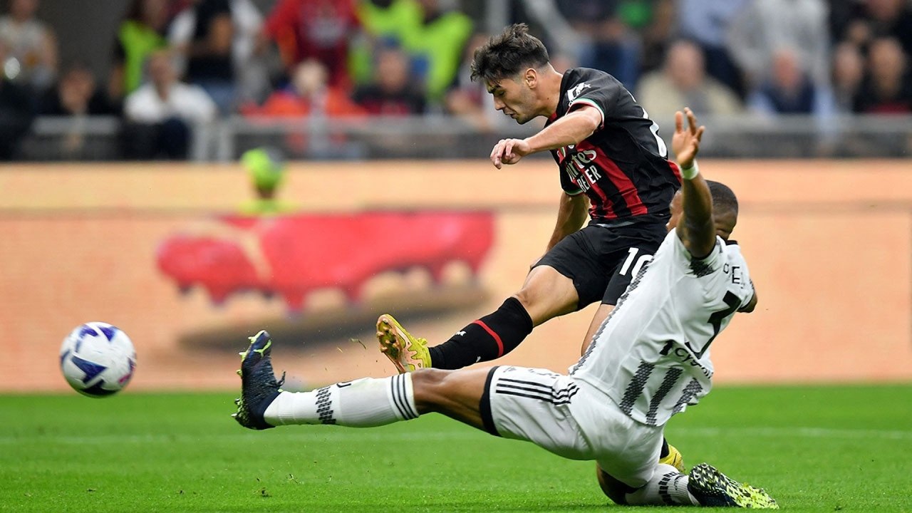 AC Milan v Juventus