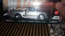 Showchasing Ford F150 SVT Lightning 1999 1/64