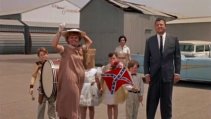 La Chatte sur un toit brûlant Bande-annonce (RU)