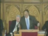 Bill Clinton Falls Asleep During Speech