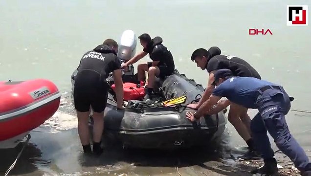 Akıntıya kapılan 2 çocuk babası aranıyor
