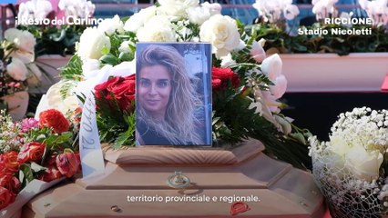 Download Video: Incidente in A4, al funerale delle sette vittime dolore e tanto amore