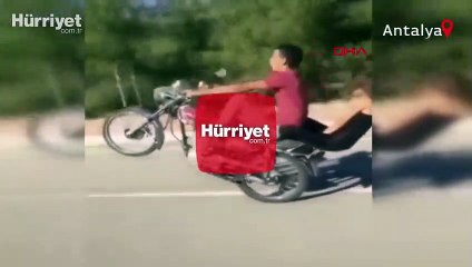Motosiklet üzerinde ölüme davetiye