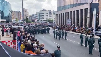 Desfile militar en León. La Guardia Civil cierra su Semana Institucional