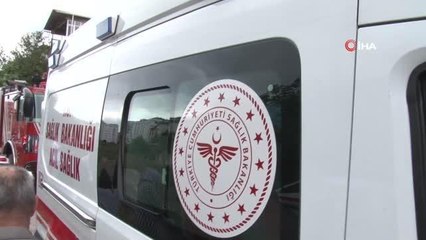 Maltepe'de otomobil dereye uçtu: 4 yaralı