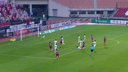 최하위 성남FC, 4시즌 만에 2부 강등 확정 / YTN