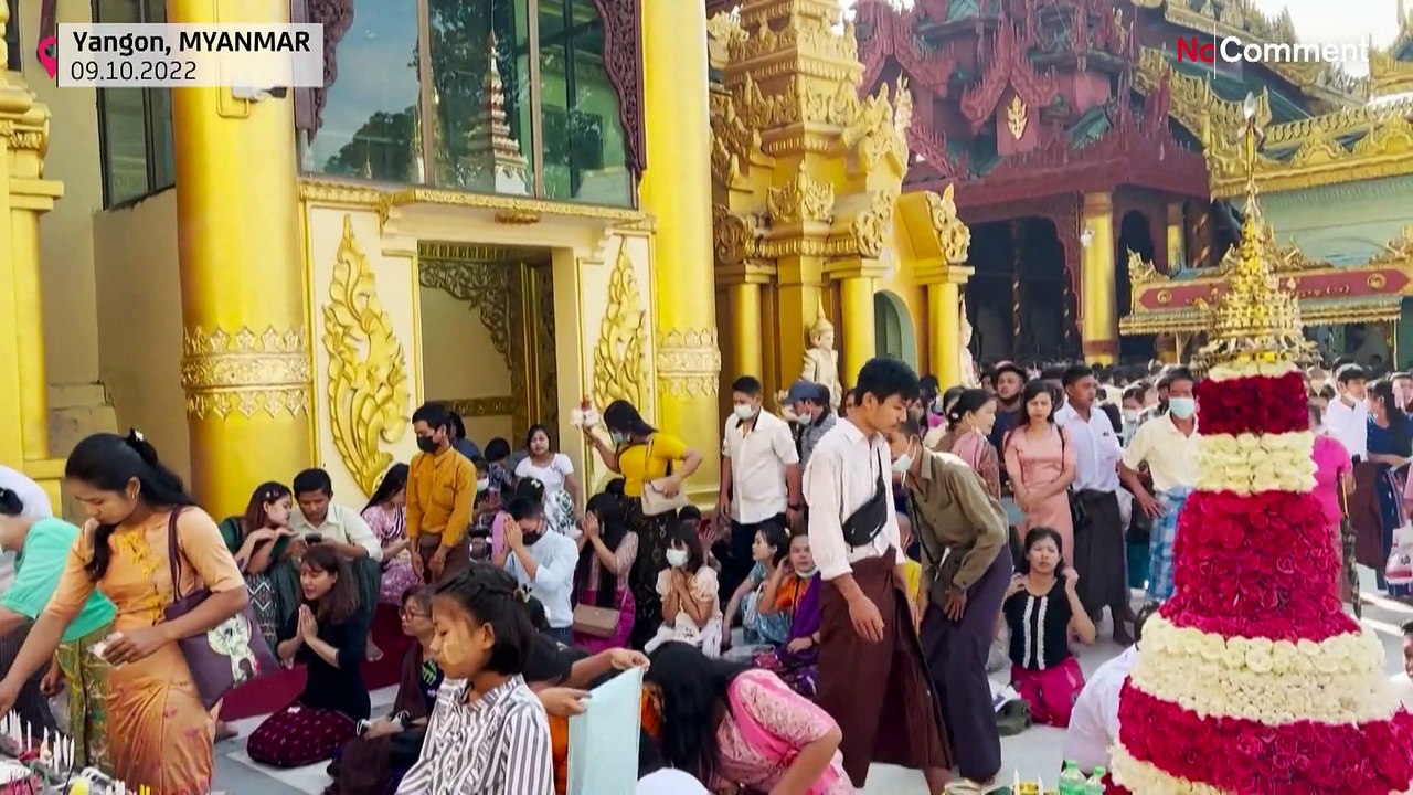 Thadingyut-Fest in Myanmar: Tausende beten in der Shwedagon-Pagode