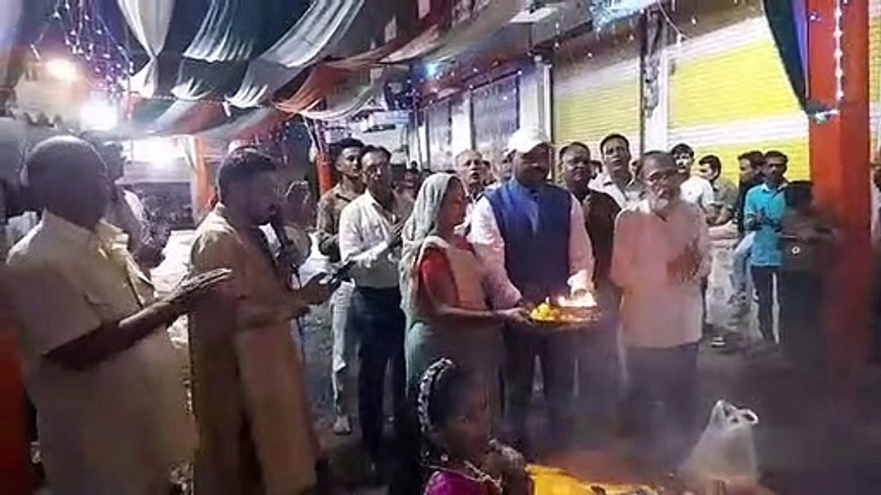 शरद पूर्णिमा : गरबों की धुन पर थिरके कदम
