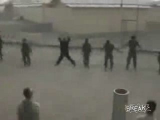 Iraqi Soldiers Have Zero Coordination