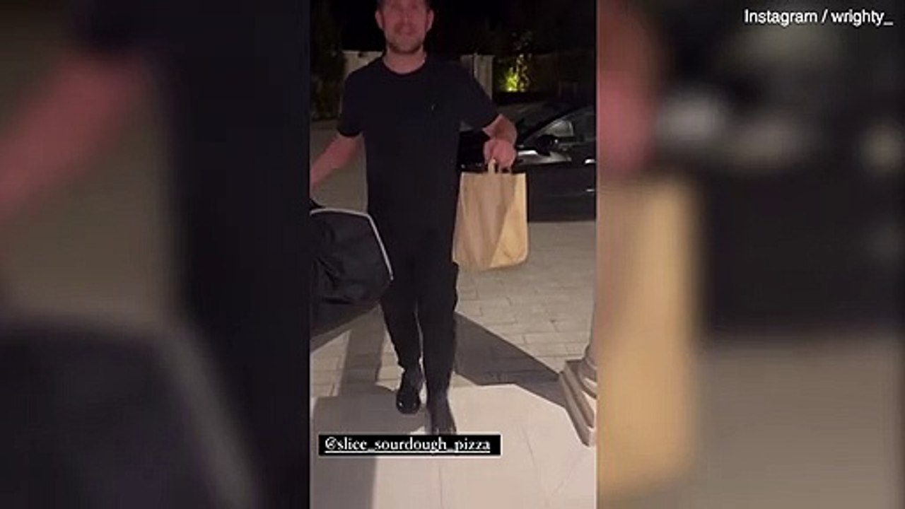 Mark Wright films first pizza delivery at his new house