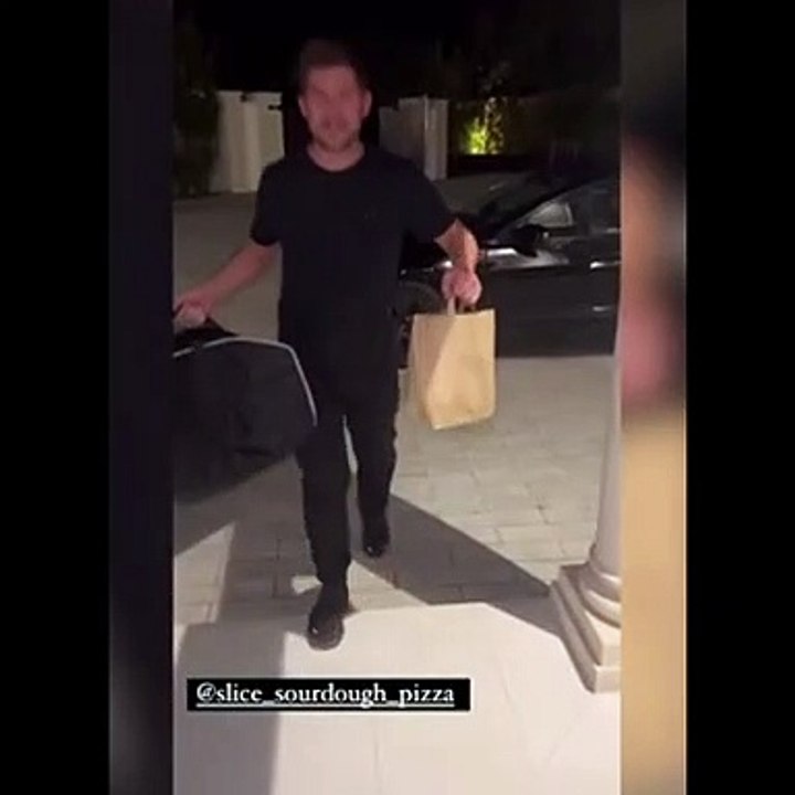 Mark Wright films first pizza delivery to his new house