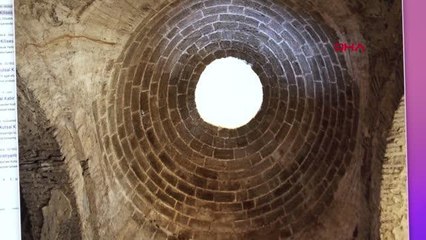 NOEL BABA KİLİSESİ'NDE YENİ KEŞİF; MEZARININ YERİ VE AYAK BASTIĞI ZEMİN BULUNDU