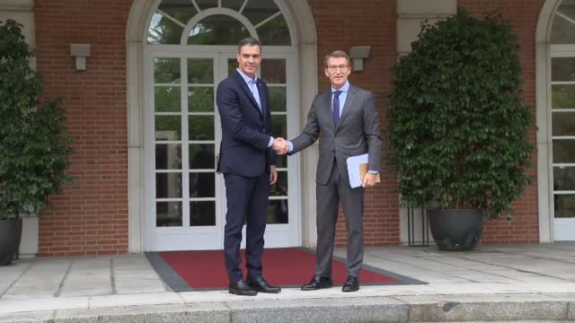 Sánchez y Feijóo se reúnen en Moncloa para abordar la crisis del CGPJ tras la dimisión de Lesmes