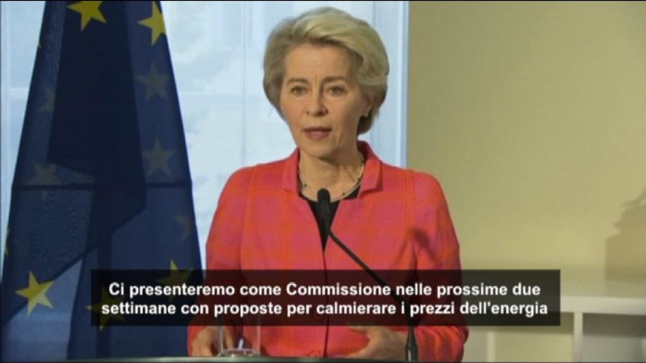 Von der Leyen: proposte per prezzi energia entro due settimane