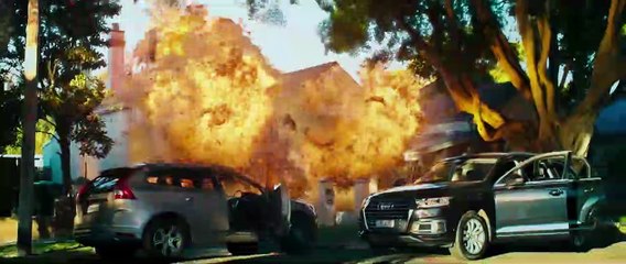Bleeding Steel Bande-annonce (EN)