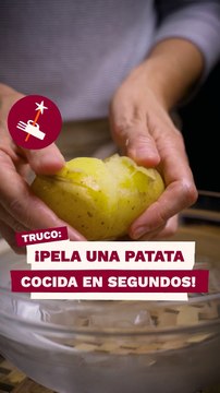 Cómo pelar una patata cocida en segundos