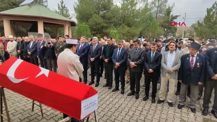 KIBRIS GAZİSİ ASKERİ TÖRENLE TOPRAĞA VERİLDİ