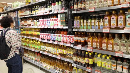 소비 냉각으로 유통업 전망 2분기 연속 급락 / YTN