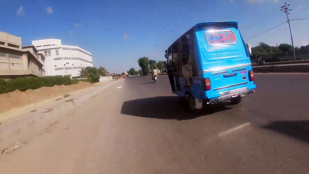 4K _ BIKE RIDE WALK IN TOUR STREETS OF PAKISTAN KARACHI 2022 MANZIL PUMP NATIONAL HIGHWAY SHAH LATIF