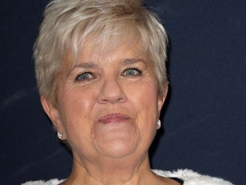 Votre naine, nous ne voulons plus la voir : ce directeur des programmes dérape au sujet de Mimie Mathy !