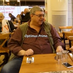 Seslendirme sanatçısı Ayhan Kahya hayatını kaybetti