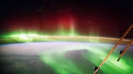 AstroSamantha - La donna dei record nello spazio