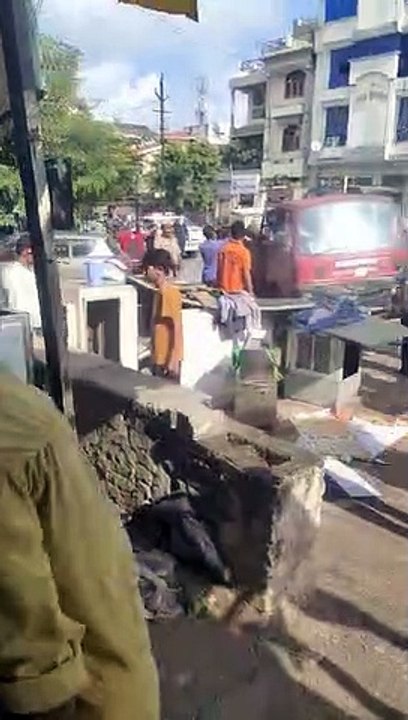 150 करोड़ रुपए की सरकारी भूमि को कराया अतिक्रमण...