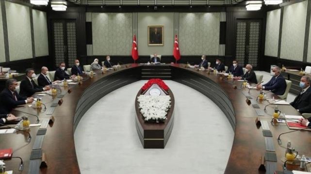 Kabine toplantısı sona erdi mi? Kabine toplantısı kaçta bitecek? Kabine Toplantısı saat kaçta bitecek? Kabine toplantısı bitti mi?