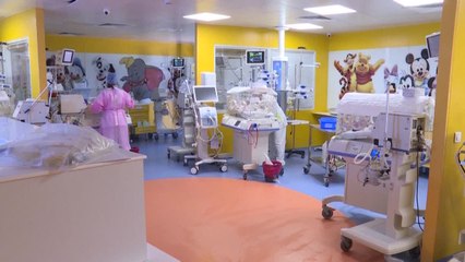 Mamme italiane 33enni,quasi tutti papa' in sala parto