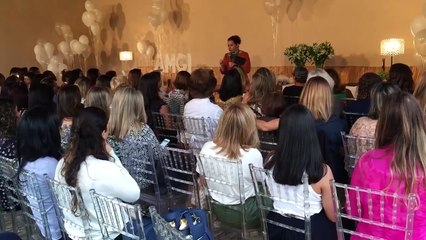 Vice-presidente dos EUA diz que não é preciso abandonar a fé para apoiar o aborto