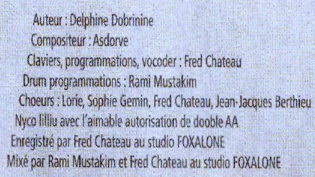 LORIE — UNE HISTOIRE SANS FAIM | (LORIE : “REGARDE-MOI” – L'HISTOIRE D'UN NOUVEL ALBUM) – (2011) | LYRICS | CD ALBUM DE LORIE | Media, Special Edition, Collector's Edition