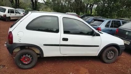 Corsa placa LXR-0245 foi recuperado no Bairro Interlagos pela Polícia Militar