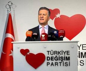 TDP Genel Başkanı Sarıgül: "Başörtülü anne de çocuğunu doyuramıyor, başörtüsüz anne de çocuğunu doyuramıyor.