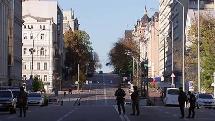 Kyiv clean-up operation begins after Russian strikes