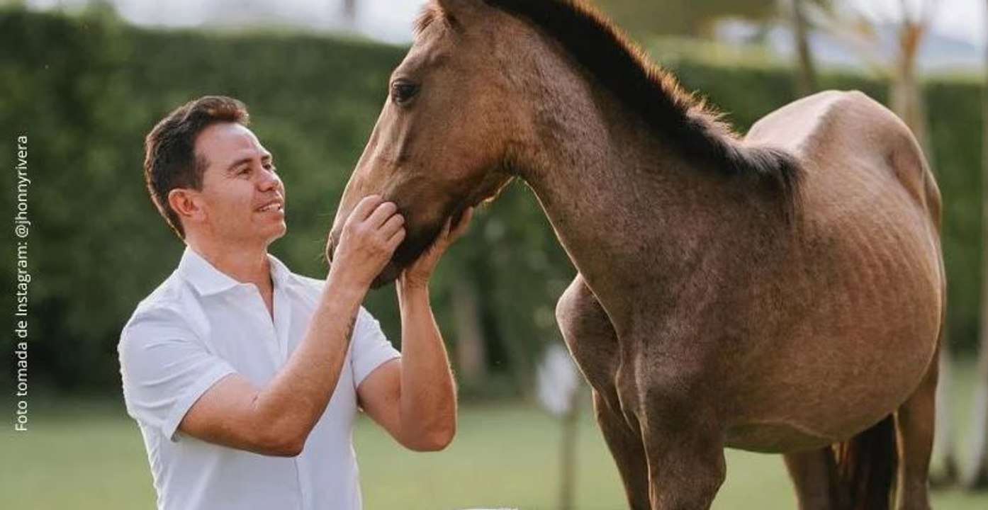 Jhonny Rivera enseñó los avances de recuperación de su caballo Valentino