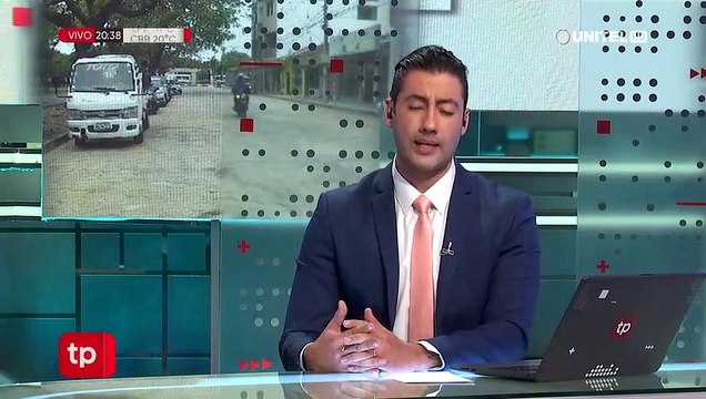 Conductores y vecinos reclaman por la reinstalación de las losetas en el centro cruceño