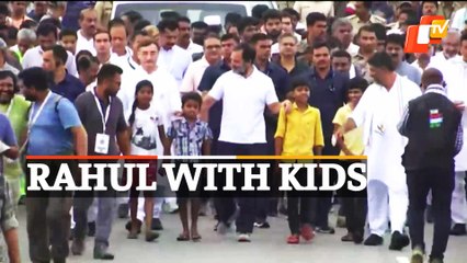 Rahul Gandhi Interacts With Children During Bharat Jodo Yatra At Chitradurga, Karnataka