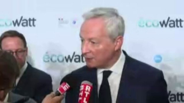 Bruno Le Maire: Les blocages des dépôts de carburants doivent cesser sans délai