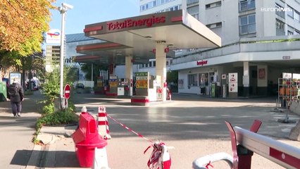 Франция: власти грозятся вмешаться в ситуацию с нехваткой бензина