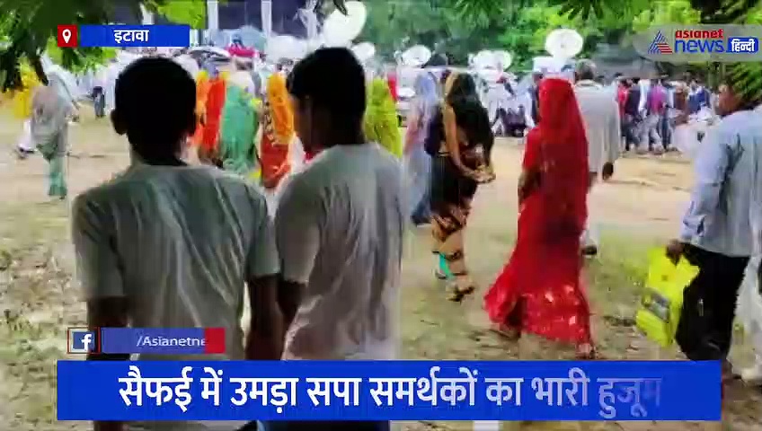 अंतिम यात्रा पर मुलायम सिंह यादव, अखिलेश ने पत्नी डिंपल के साथ की अंतिम संस्कार के पहले की विधियां