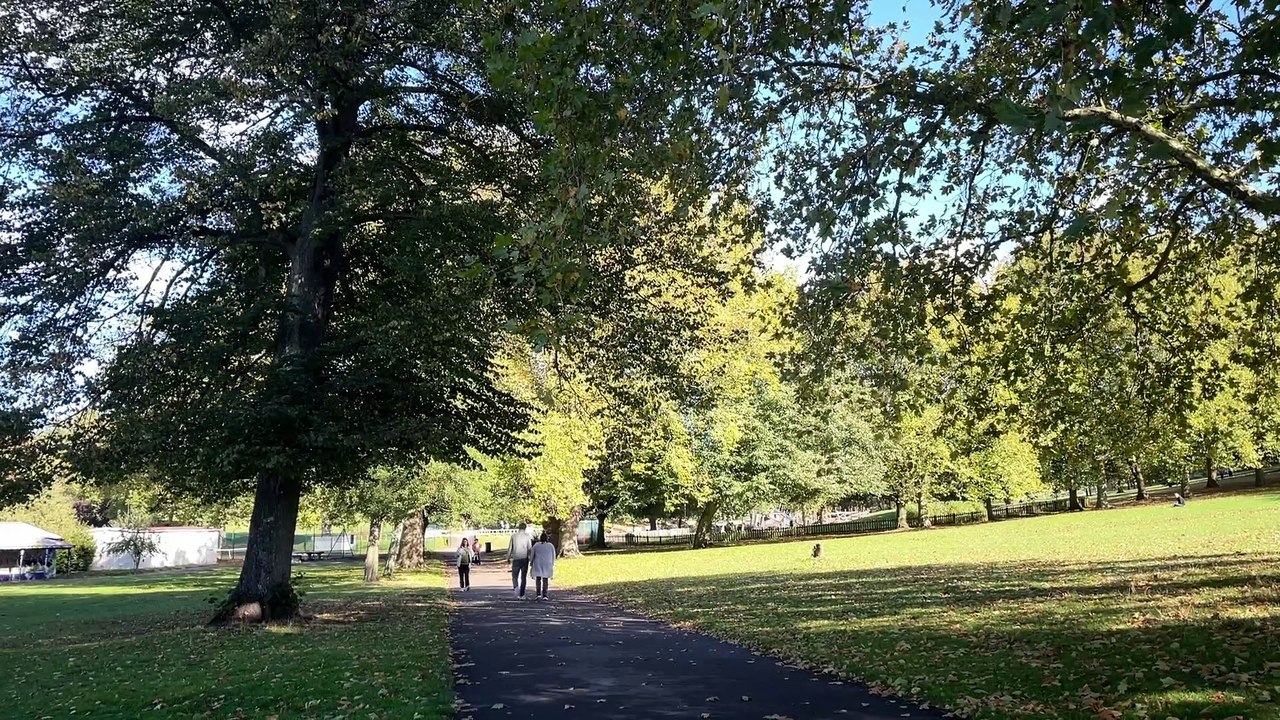 Local blind man advocates for safer footpaths in Bristol