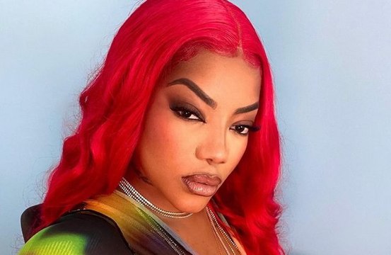 Ludmilla rebate críticas sobre valor alto de seus ingressos