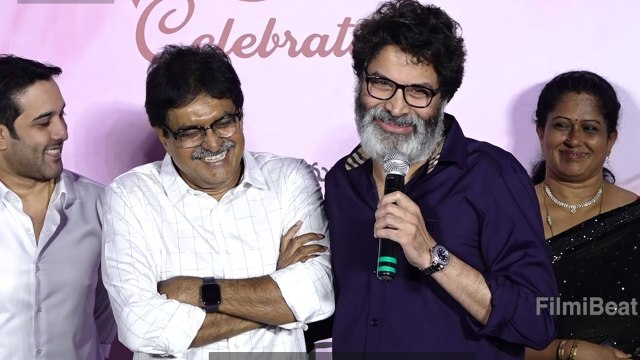 నేను స్రవంతి రవి కిషోర్ లవర్స్ లా ఉండేవాళ్ళం - త్రివిక్రమ్ శ్రీనివాస్ *Tollywood | Telugu FilmiBeat