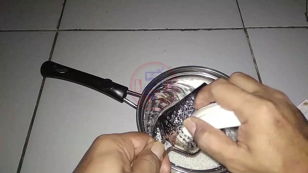 Cara Membuat Double Boiler Dari Panci Biasa | Double Boiler Method for Heating Oil