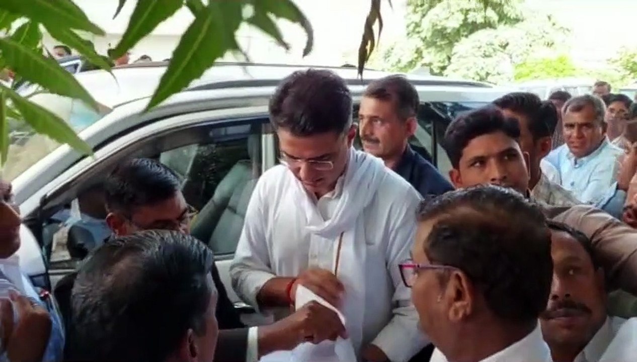 सचिन पायलट ने अतिवृष्टि से खराब फसलों का किया न...