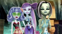 Monster High, la bête de l'île au crâne Bande-annonce (RU)